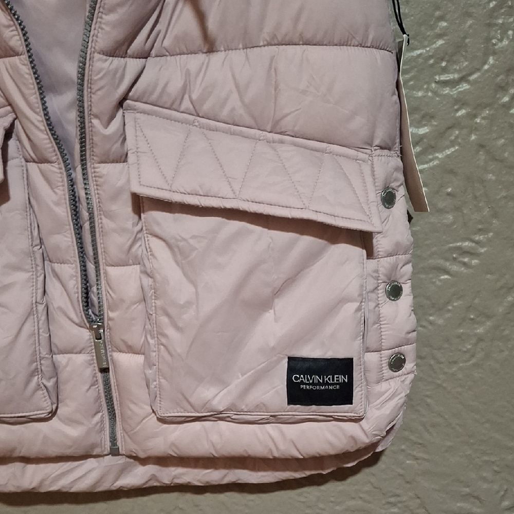 NEW.Calvin Klein Women's Light Pink Quilted Vest with Gray Hood Size XS - Picture 4 of 10